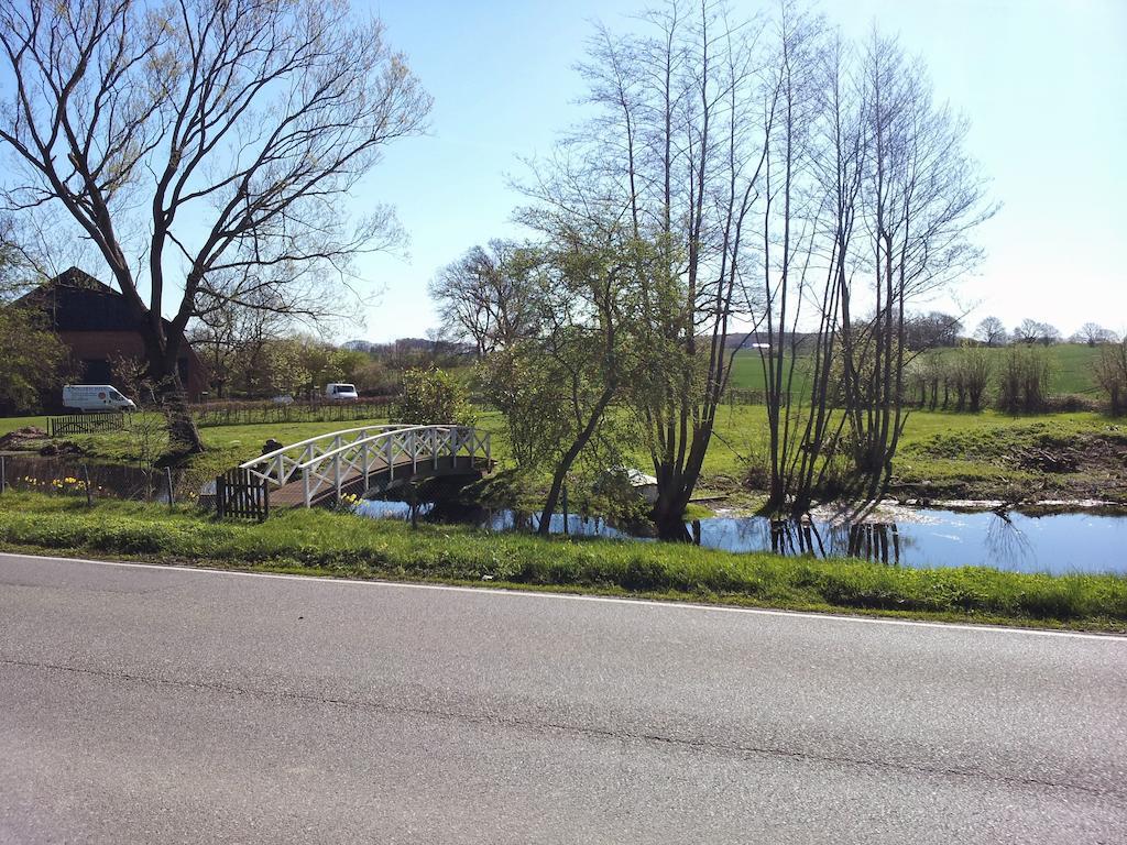 Die Kleine Villa Zimmert Exteriör bild